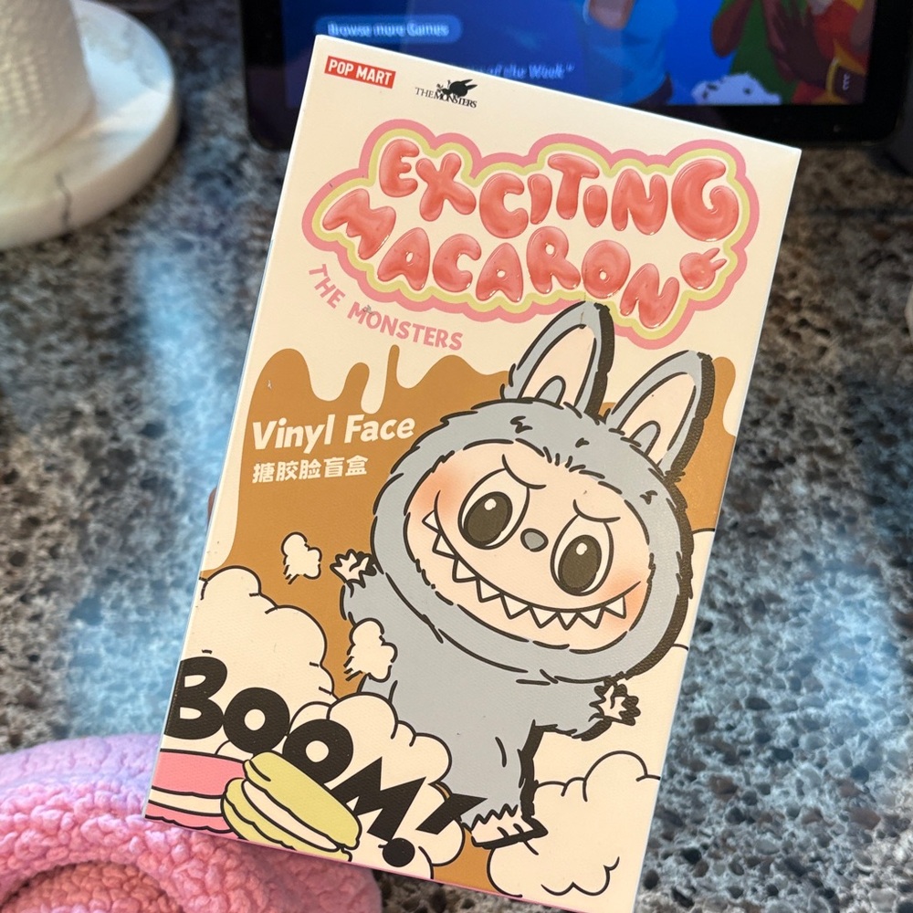 Exciting Macaron Vinyl Labubu - Soymilk